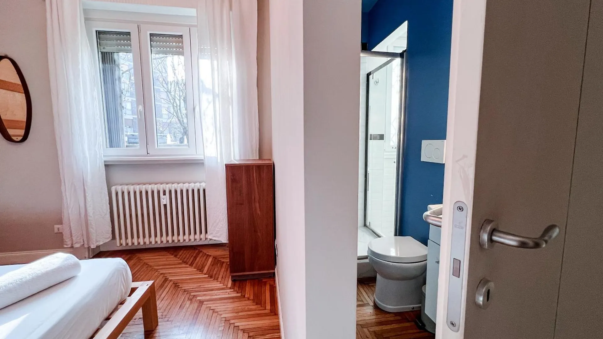 Isola Trendy Retreat - Large Flat, Milan Apartment 0*,