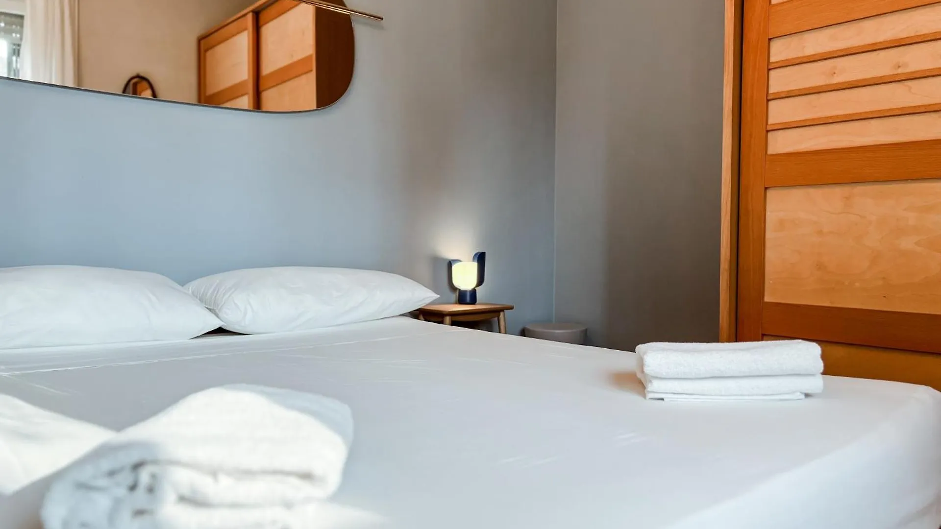 Isola Trendy Retreat - Large Flat, Milan Apartment 0*,  Italy